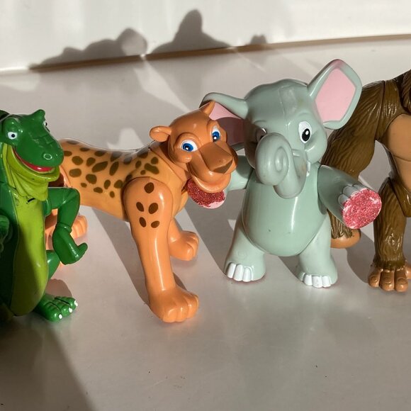 Rainforest Cafe Action Figure Lot of 5 Animals 3.5" Tall 2000 Jaguar Gorilla - Picture 5 of 16